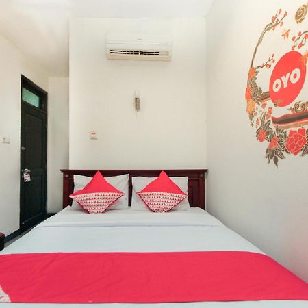 Hotel O Genteng Near Genteng Market Formerly Uno Hotel Surabaya Eksteriør bilde