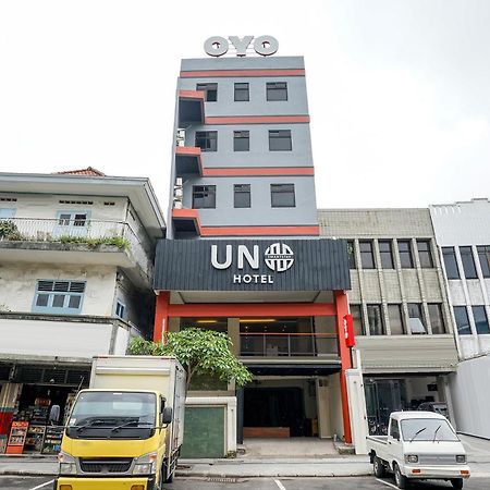 Hotel O Genteng Near Genteng Market Formerly Uno Hotel Surabaya Eksteriør bilde