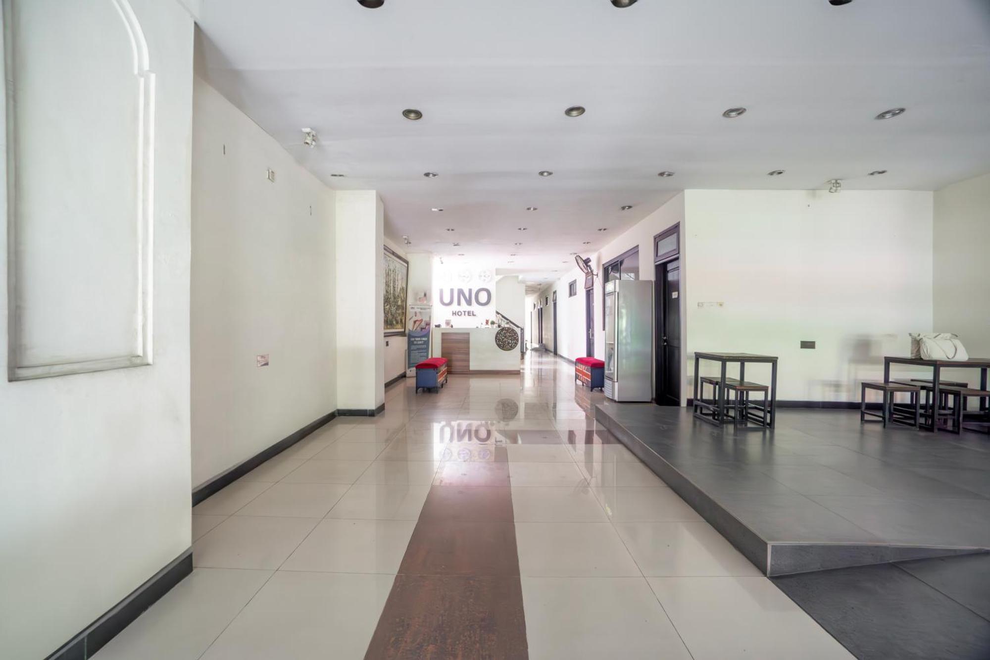 Hotel O Genteng Near Genteng Market Formerly Uno Hotel Surabaya Eksteriør bilde