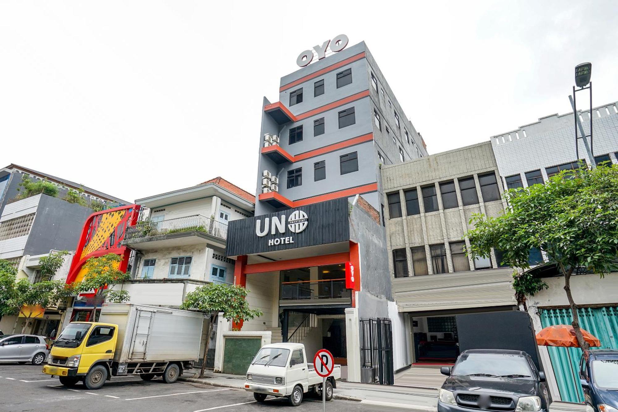 Hotel O Genteng Near Genteng Market Formerly Uno Hotel Surabaya Eksteriør bilde
